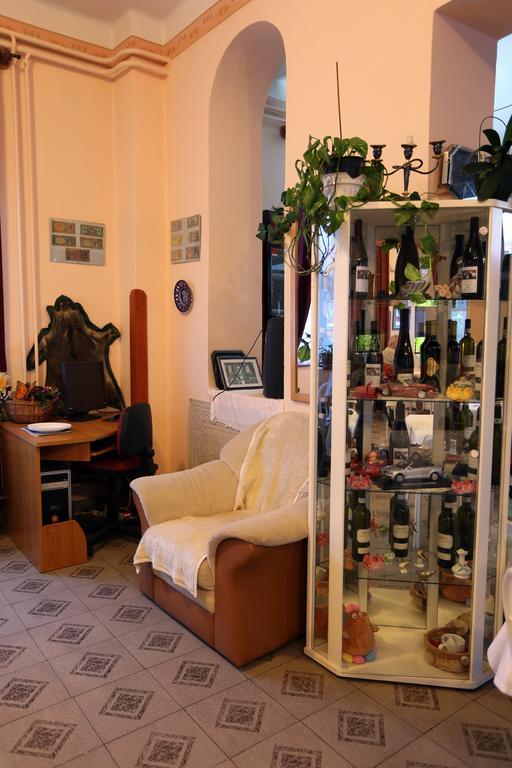 Bed and Breakfast Alabastrom Panzio Es Etterem Богач Экстерьер фото