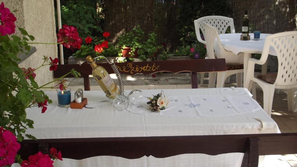 Bed and Breakfast Alabastrom Panzio Es Etterem Богач Экстерьер фото